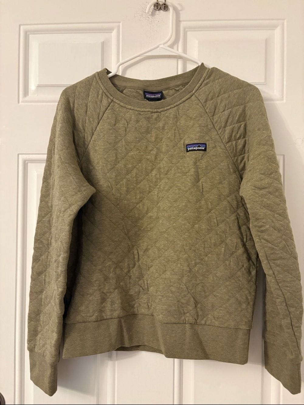 Patagonia Quilted Crewneck sweater sz SMALL